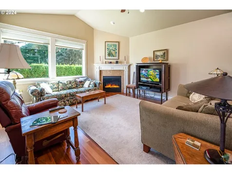2505 Borders Drive Eugene OR 97404
