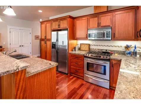 2505 Borders Drive Eugene OR 97404