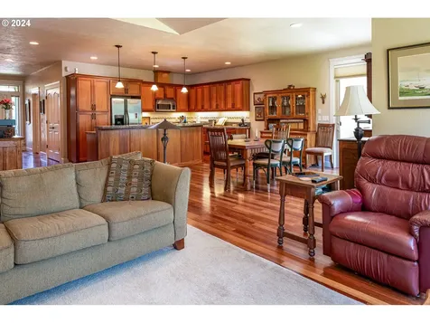 2505 Borders Drive Eugene OR 97404