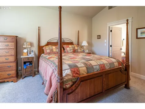 2505 Borders Drive Eugene OR 97404