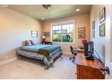 2505 Borders Drive Eugene OR 97404