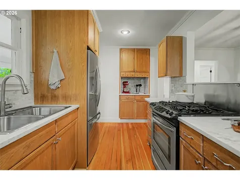 8908 NE Wygant Street Portland OR 97220