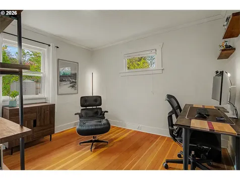 8908 NE Wygant Street Portland OR 97220