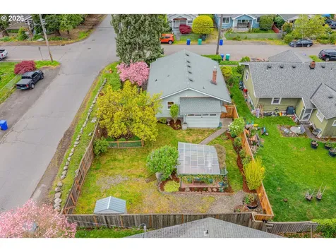 8908 NE Wygant Street Portland OR 97220