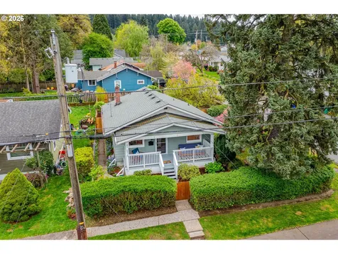 8908 NE Wygant Street Portland OR 97220