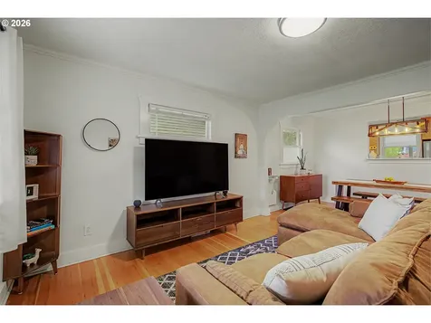 8908 NE Wygant Street Portland OR 97220