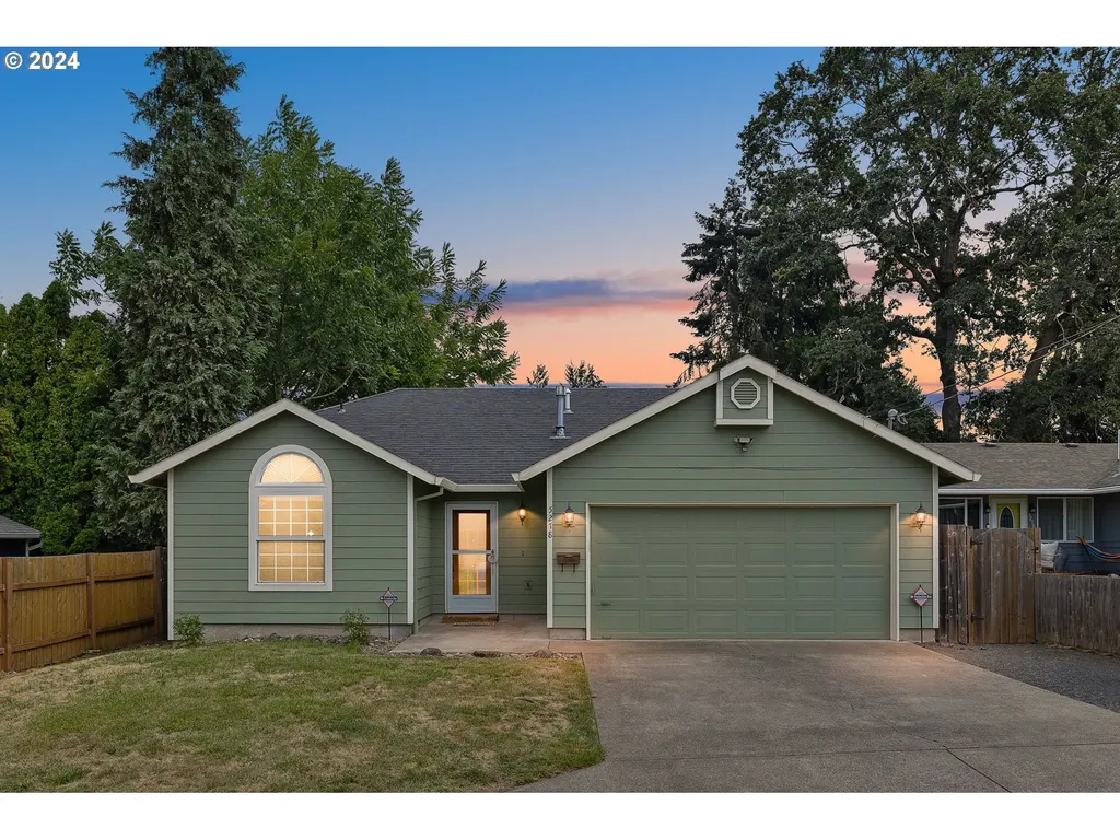 5278 NE 46th Place Portland OR 97218