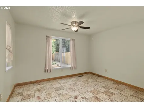 5278 NE 46th Place Portland OR 97218