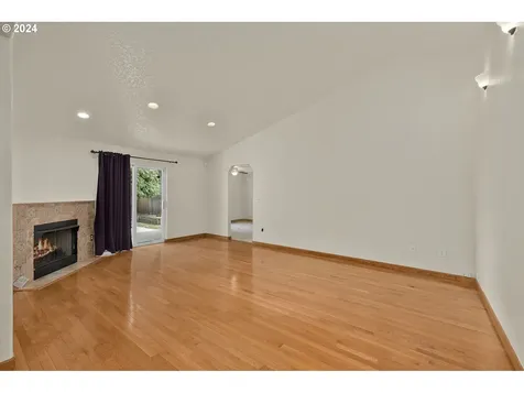 5278 NE 46th Place Portland OR 97218