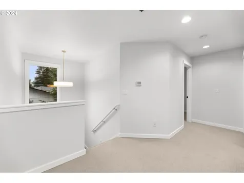 5811 Ne 42nd Court Vancouver WA 98661