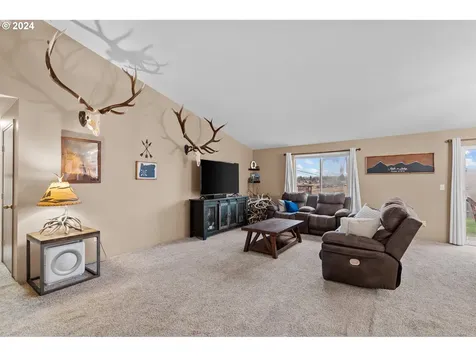 1317 SW 10th Court Pendleton OR 97801