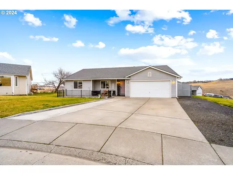 1317 SW 10th Court Pendleton OR 97801