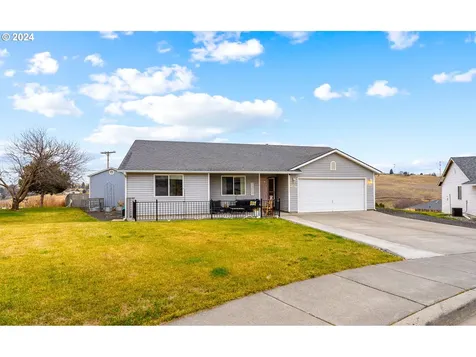 1317 SW 10th Court Pendleton OR 97801