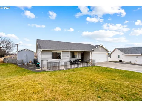 1317 SW 10th Court Pendleton OR 97801