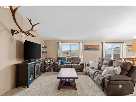 1317 SW 10th Court Pendleton OR 97801