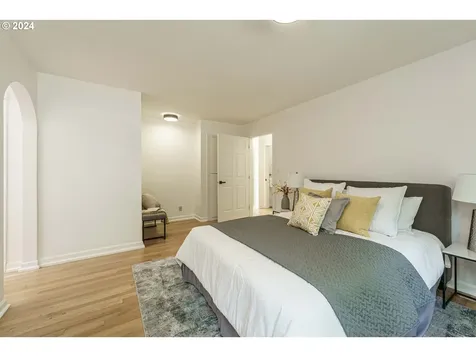 7680 SW Canyon Drive Portland OR 97225