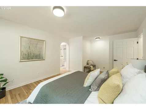 7680 SW Canyon Drive Portland OR 97225