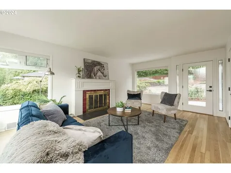 7680 SW Canyon Drive Portland OR 97225