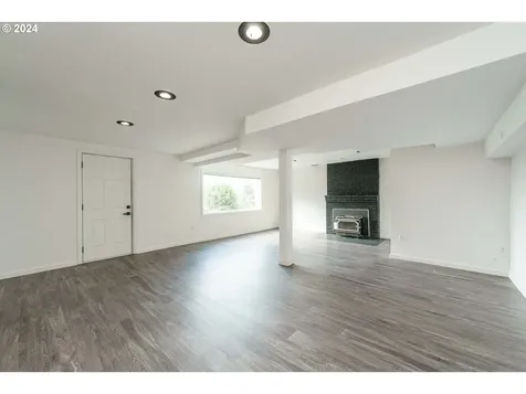 7680 SW Canyon Drive Portland OR 97225