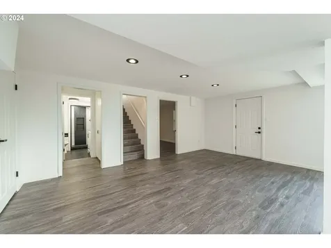 7680 SW Canyon Drive Portland OR 97225