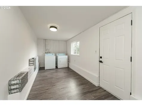 7680 SW Canyon Drive Portland OR 97225