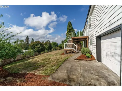 7680 SW Canyon Drive Portland OR 97225