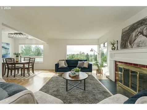 7680 SW Canyon Drive Portland OR 97225