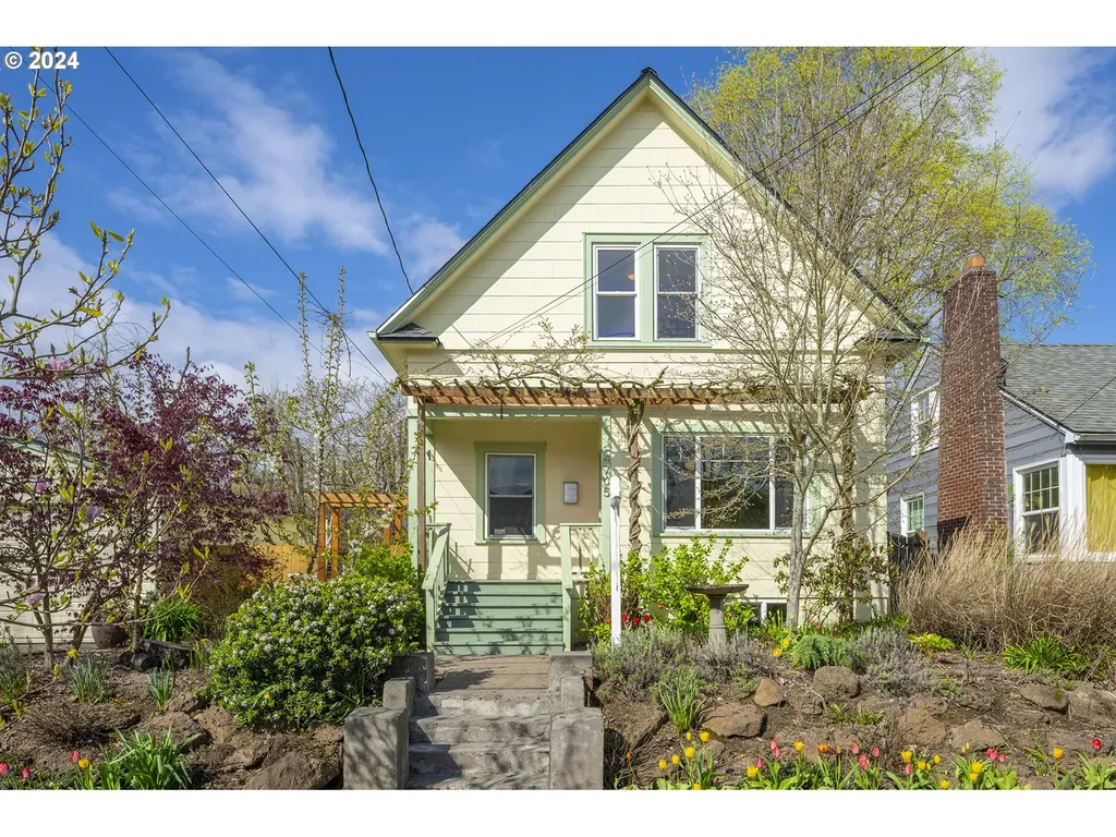 4705 Ne 10th Avenue Portland OR 97211