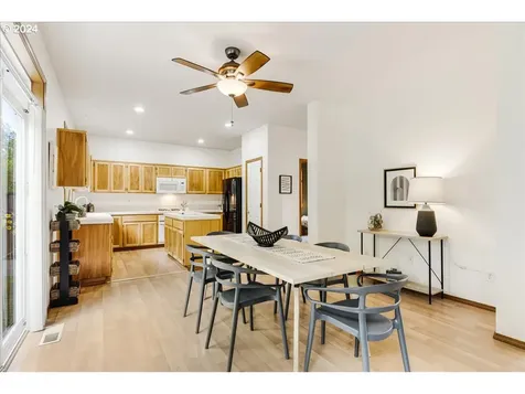 9127 Ne 16th Court Portland OR 97211