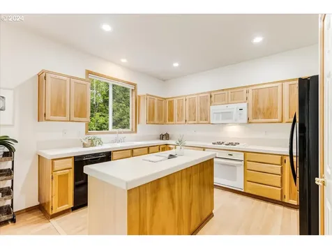 9127 Ne 16th Court Portland OR 97211