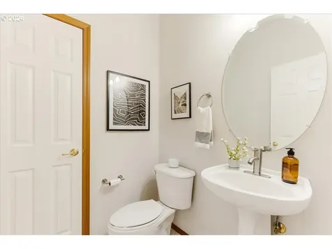 9127 Ne 16th Court Portland OR 97211