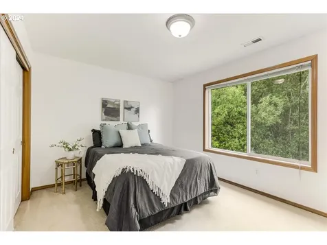 9127 Ne 16th Court Portland OR 97211