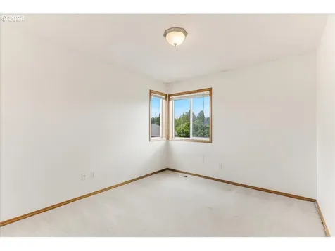 9127 Ne 16th Court Portland OR 97211