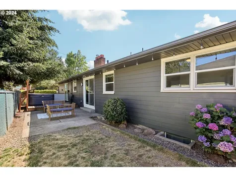 1860 SE 104th Avenue Portland OR 97216