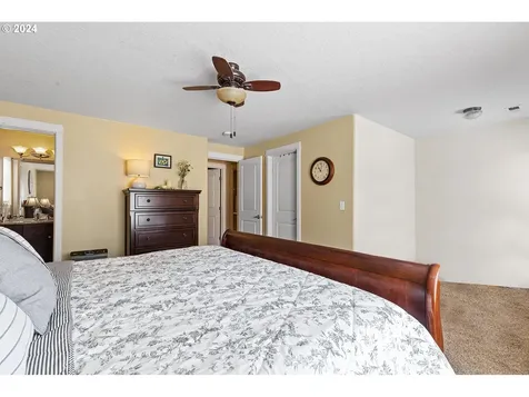 2908 Ne 163rd Court Vancouver WA 98682