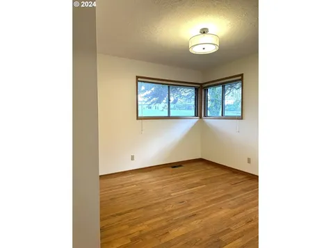 14045 Ne Sacramento Street Portland OR 97230