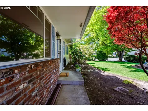 4115 Scottdale Street Eugene OR 97404