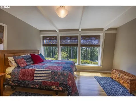 1756 NE Yaquina Heights Drive Newport OR 97365