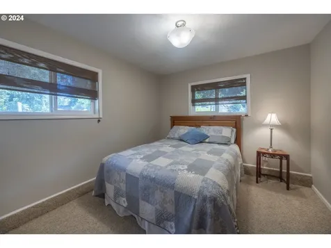 1756 NE Yaquina Heights Drive Newport OR 97365