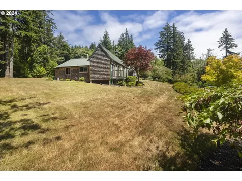 1756 NE Yaquina Heights Drive Newport OR 97365