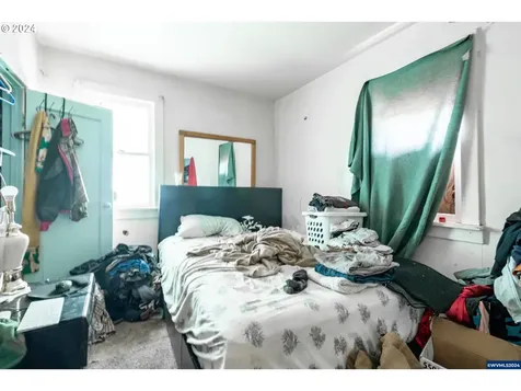 2241 Nandina Street Sweet Home OR 97386