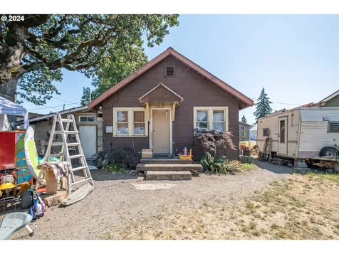 2241 Nandina Street Sweet Home OR 97386