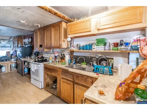 2241 Nandina Street Sweet Home OR 97386