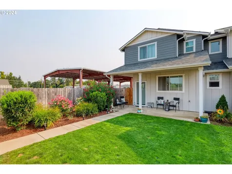 1776 SE Jonathan Avenue Dallas OR 97338