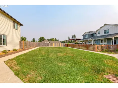 1776 SE Jonathan Avenue Dallas OR 97338