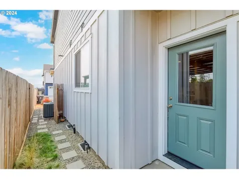 1776 SE Jonathan Avenue Dallas OR 97338