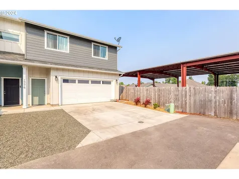 1776 SE Jonathan Avenue Dallas OR 97338