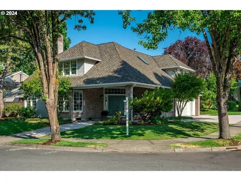 5831 Suncreek Drive Lake Oswego OR 97035