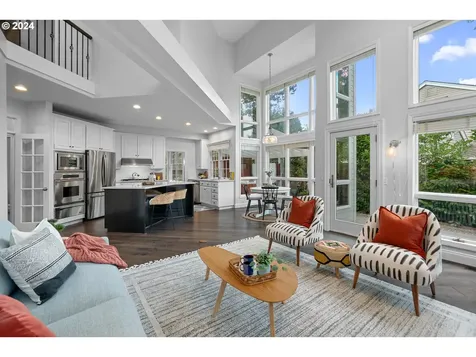 5831 Suncreek Drive Lake Oswego OR 97035