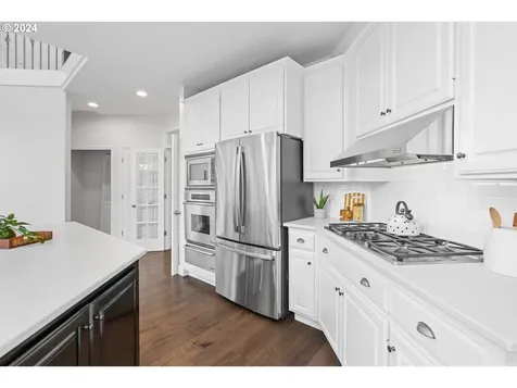 5831 Suncreek Drive Lake Oswego OR 97035
